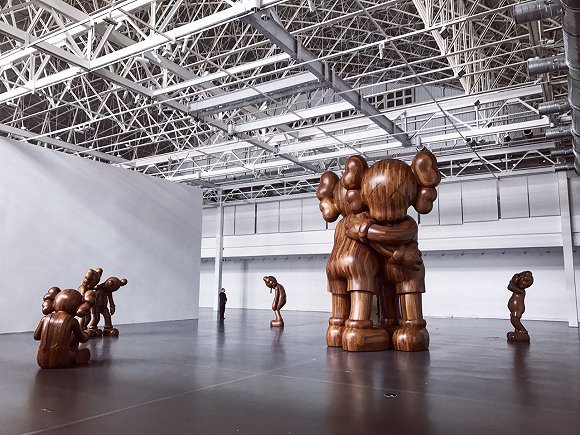 KAWS2017年在上海余德耀美術館的展覽